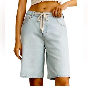 Pilcro Anthropologie NWOT Light Blue Denim Women's Shorts size 30